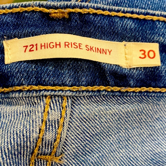 Levi’s High-Rise Skinny - Picture 4 of 4